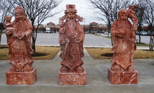 Clearly these figures located at the Chinatown Center in Austin, Texas. -- Photo by Pat Bean