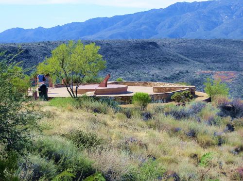 I made a brief stop at Sunset Point Rest Area north of Phoenix, but didn't stay long as it was crowded. -- Photo by Pat Bean 